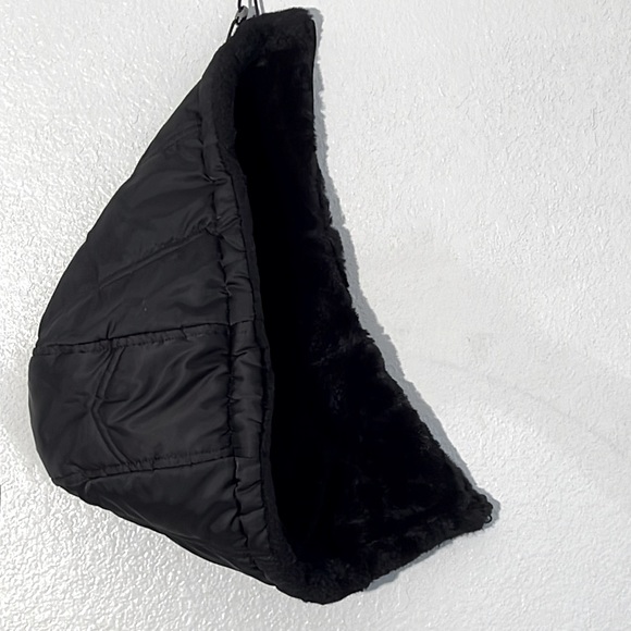 Nautica Black Puffer Jacket, Water Resistant, Size Medium, Like New - Picture 12 of 14